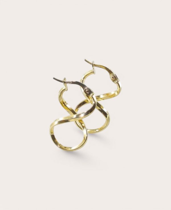 VERONIQUE, Créole Or 750, Diamètre 2,7 En huit fil triangle 2,7 mm