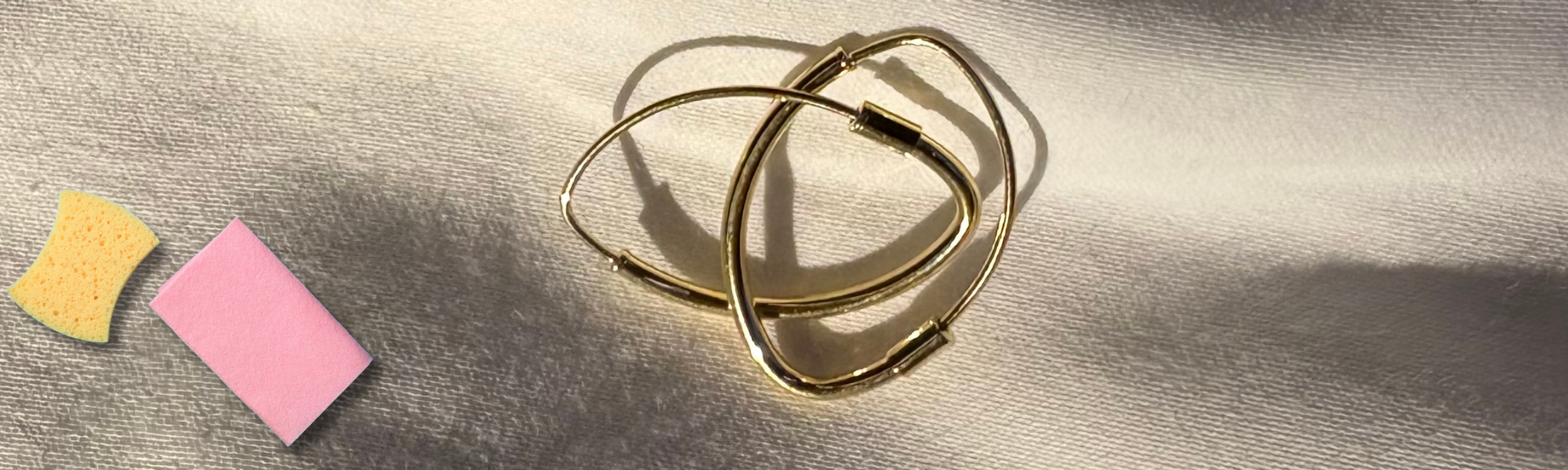 Comment entretenir et nettoyer ses boucles d’oreilles en or 9 et 18 carats ?